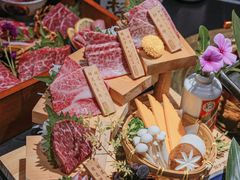 -山川小町·极番烧肉(新地假日广场店)
