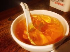 -龙巢盱眙龙虾·牛蛙·烧烤宵夜(八卦岭店)