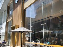-星巴克臻选(济南恒隆店)