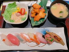 -家贺屋刺身寿司专门店