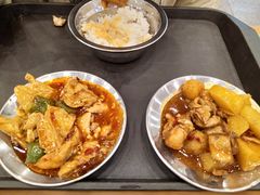 -华中科技大学东三学生食堂