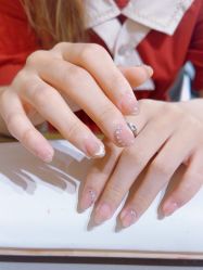 -艾珂·美甲美睫