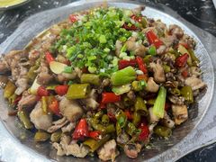 -廖哥泡椒兔(峨眉店)