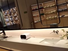 -涨巢·潮玩水疗局