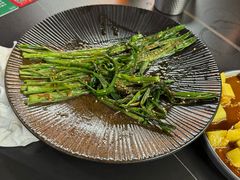 -许哥东北烧烤·铁丳烤串·宫后夹肉(繁花中心店)