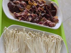 -15年老字号鑫鑫猪肚鸡·椰子鸡海南火锅(兴隆华侨农场店)