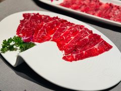 -左庭右院鲜牛肉火锅黑金店(陆家嘴中心店)