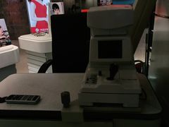 -沫芮眼镜·蔡司官方授权店(人民广场店)