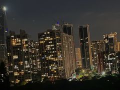 -青青世界