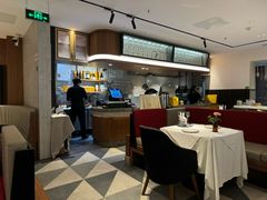 -阿妮叶李(光谷世界城店)