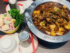 仔排煲-胖哥俩肉蟹煲(济南世茂国际广场店)