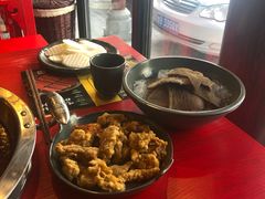 -谭鸭血老火锅(漳州路店)