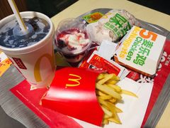 -麦当劳(得来速店)