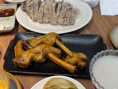 -贯贯吉·清真餐厅(浙江中路店)