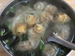 咸蛋黄馄饨-海萍馄饨(湖北路店)