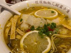 -渝是乎川渝小炒(新世界百货望京店)
