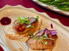 鹅肝配蓝莓苹果酱-BROWNSTONE布朗石西班牙餐厅(富城店)