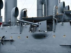 -阿芙乐尔号巡洋舰