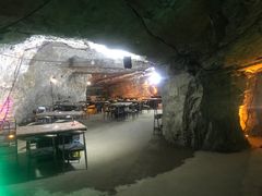 -洞穴餐厅