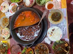 -赵美丽·重庆社区火锅·直营店(火车东站·中豪国际店)