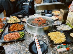 -啊美丽炭火烤肉(滑翔一店)