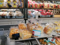 面包甜点陈列柜-吉美诺烘焙(公园北路店)