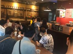 等位区-星巴克(天津大悦城第二店)