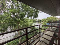 -上海怡沁园度假酒店