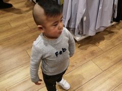 -优衣库(上海虹口龙之梦店)