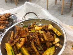 -江城燕子大排档(江汉路步行街店)