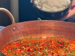 铜锅油焖鸡-Ameigo梅果·云贵川bistro(长宁来福士店)