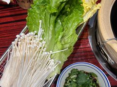 -沙胆彪炭炉牛杂煲(上海日月光广场店)