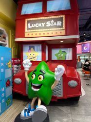 -LuckyStar幸运星家庭娱乐中心(东莞国贸店)