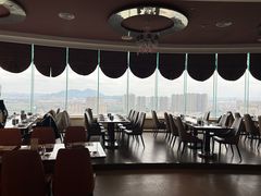 -荣誉国际酒店-云顶旋转餐厅