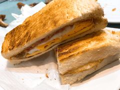 招牌咸芝士牛肉吐司-华嫂冰室(尖沙咀店)