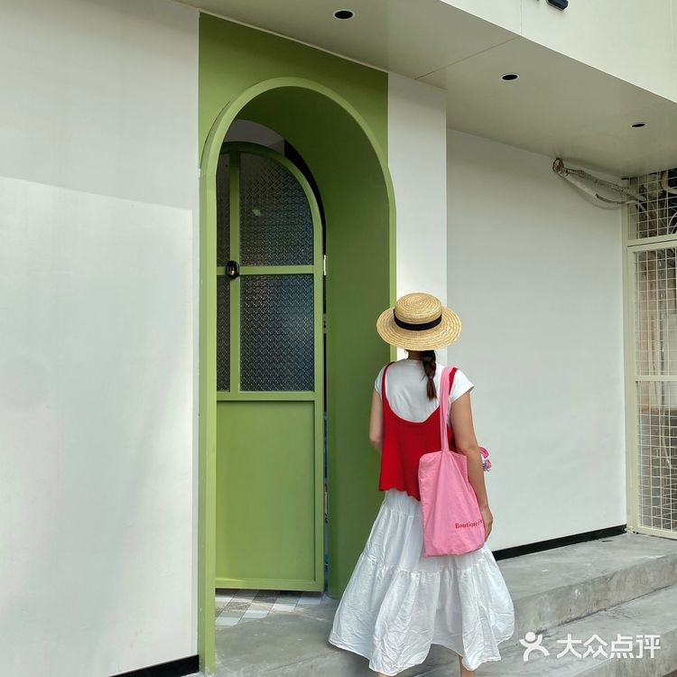 （海口新店）喜欢的面包坊开来国贸啦！！