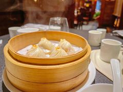 蟹粉小笼-成隆行·蟹王府(九江路店)