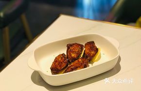 Special LIZZ Chicken Wings