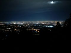 -鬼笑石后山停车场