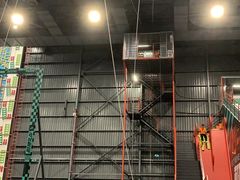 -极限PLAY运动娱乐新世界·团建派对潮玩休闲馆·室内蹦极高空游乐园