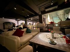 -穹六人间 people 6(岳阳路店)