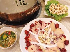 -东椰·海南椰子鸡火锅(朝阳门店)