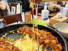 -亲昵春川鸡排(韩国美食街店)
