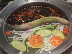 -钢管厂五区小郡肝串串香(滨江店)