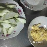 家庭小炒之丝瓜炒鸡蛋，夏天里的一道美味菜