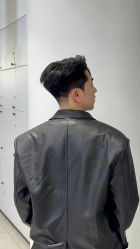 -一家只做男发烫染的店