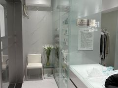 -福奈特洗衣洗鞋(宝山一二八纪念路店)