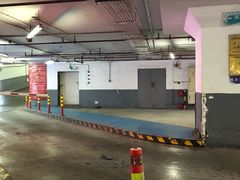 -中山公园-龙之梦停车场