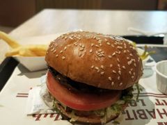 -The Habit Burger Grill 哈比特汉堡(复兴soho店)