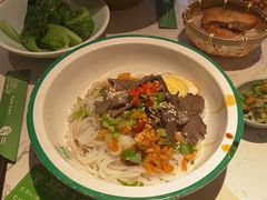 -百春原湖南牛肉粉(百联世纪店)